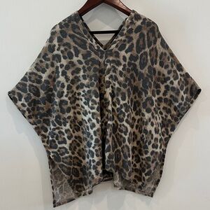 Three Bird Nest Animal Print V-Neck Tunic